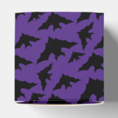 Halloween-Schwarzbats lila cooles, sprichwörtliche Geschenkschachtel (Oben)