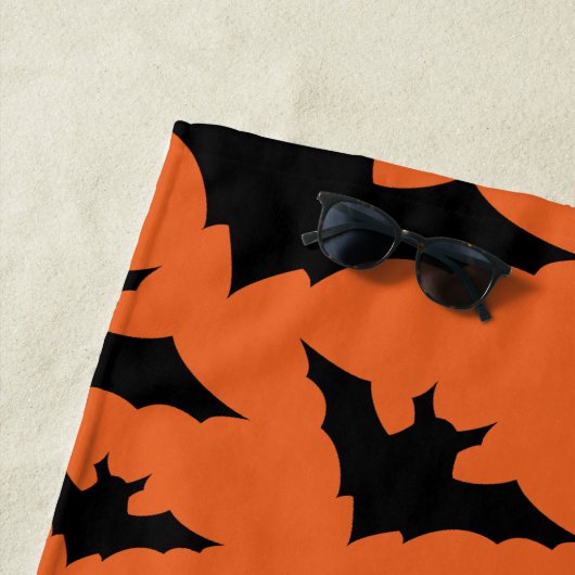 Halloween Schwarze Fledermäuse coole Löffelmuster Strandtuch (Beispiel)