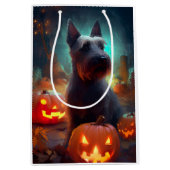 Halloween Scottish Terrier mit Pumpkins Beängstige Mittlere Geschenktüte (Vorderseite)
