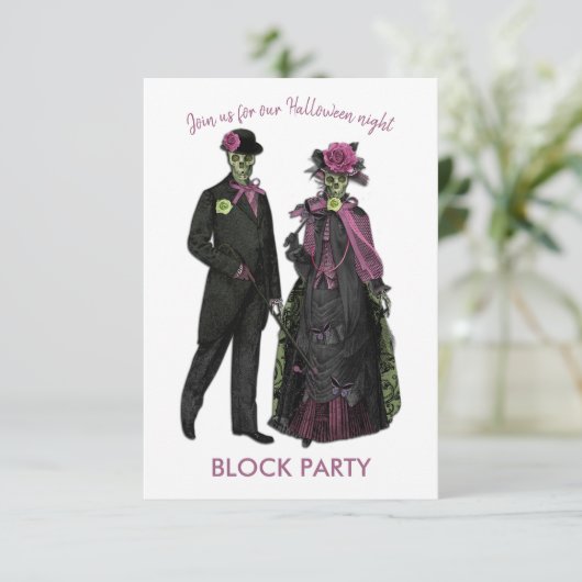 Halloween Skeleton Couple Block Party Einladung (Stehend Vorderseite)