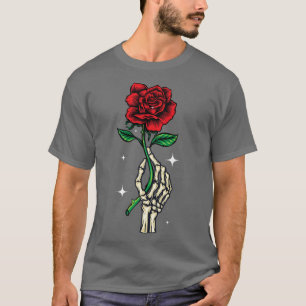 Halloween Skeleton Hand hält eine Rote Rose  T-Shirt