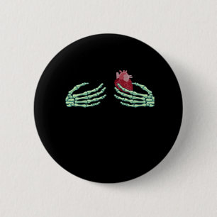 Halloween Skeleton Hände mit Herz Classic Button