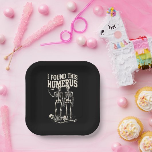 Halloween Skeleton I fand Humerus Funny Costume Pappteller (Party)