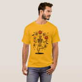Halloween Skeleton Juggling Pumpkins Skulls T-Shirt (Vorne ganz)