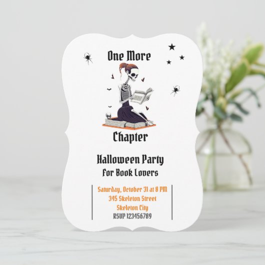 Halloween Skeleton Reading Book Lovers Party Einladung (Stehend Vorderseite)