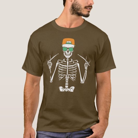Halloween Skeleton Rock Hand Playing Drums Männer  T-Shirt (Vorderseite)