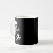 Halloween Skeleton Soccer Player Boys Kinder Kaffeetasse (Vorderseite Links)