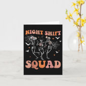 Halloween Skeleton tanzt Nurse Night Squad Shift Karte (Gelbe Blume)