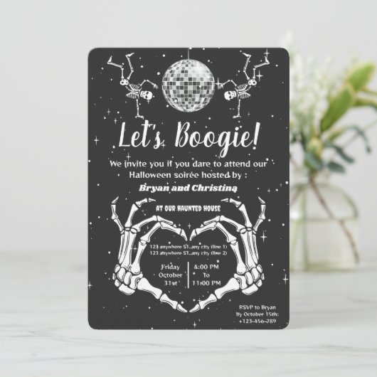 Halloween Skeletons Disco Ball Let's Boogie Party Einladung (Stehend Vorderseite)