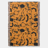 Halloween Skeletons Macabre Dance Decke (Vorderseite Vertikal)