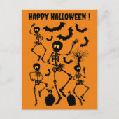 Halloween Skeletons Macabre Dance Feiertagspostkarte (Vorderseite)