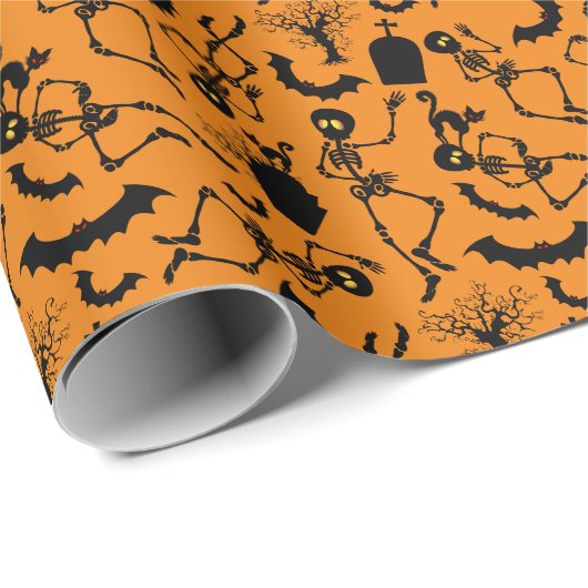 Halloween Skeletons Macabre Dance Geschenkpapier (Rolleneckpunkt)