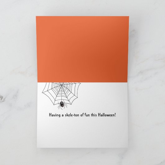 Halloween Skelett in Candy Corn Karte (Innenseite)