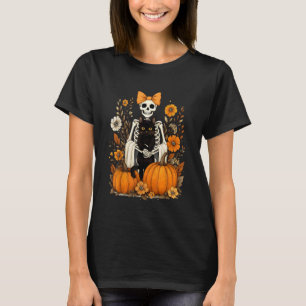 Halloween-Skelett mit schwarzer Katzen-Schleife He T-Shirt