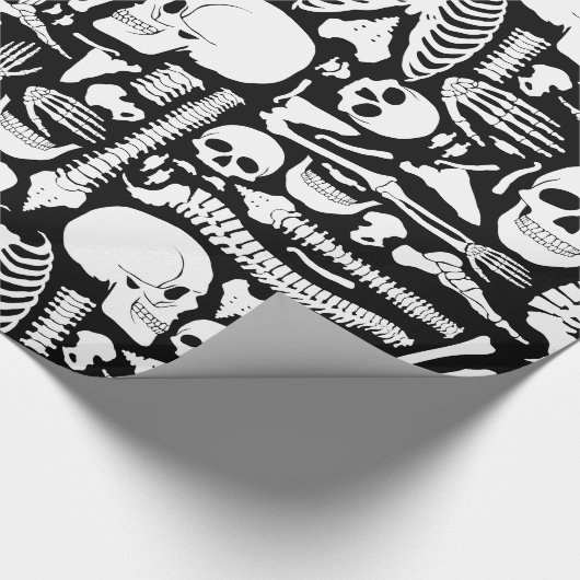 Halloween Skelettmuster Geschenkpapier (Ecke)