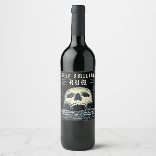 Halloween Skull Behielt Lächeln Rum Weinetikett (Vorderseite)