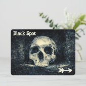 Halloween Skull Black Spot Pirate Party Einladung (Stehend Vorderseite)
