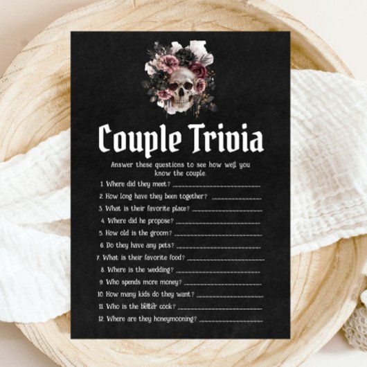 Halloween Skull Couple Trivia Brautparty Game Einladung