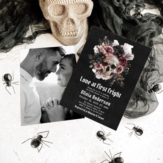 Halloween Skull-Liebe im ersten Fright-Brautparty Einladung