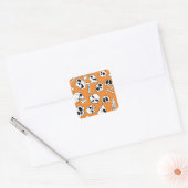 Halloween Skulls Knochen Doodle Muster Quadratischer Aufkleber (Umschlag)