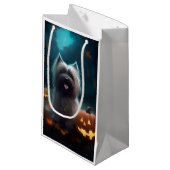 Halloween Skye Terrier mit Pumpkins Beängstigend Kleine Geschenktüte (Vorderseite Schrägansicht)