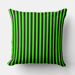 Halloween Slime Green und Black Strip Kissen