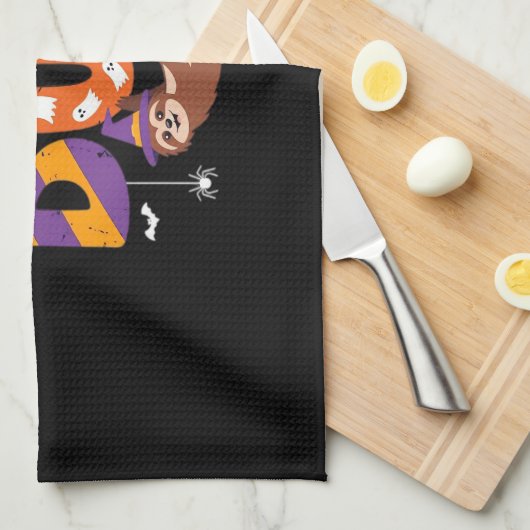 Halloween Sloth Boo Lazy Essential T - Shirt Geschirrtuch (Viertel Falte)