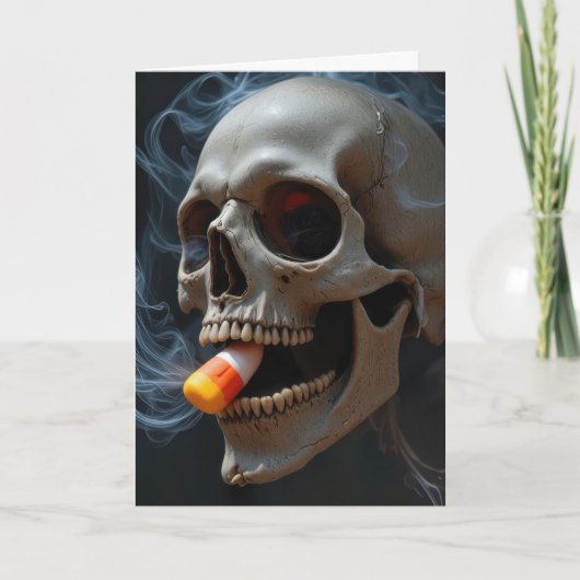 Halloween Smoking Skull Biting Candy Corn Karte (Vorderseite)