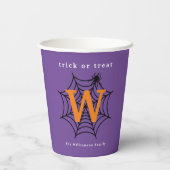 Halloween Spider Web Trick oder Treat Monogram Pappbecher (Rückseite)