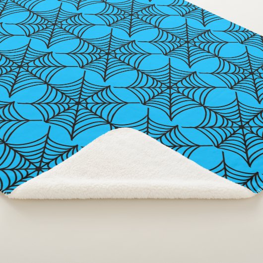 Halloween Spider Webs auf Blue Sherpadecke (3/4)