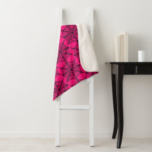 Halloween Spider Webs auf Rosa Sherpadecke