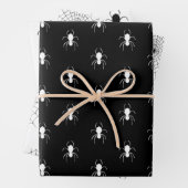 Halloween Spiders Schwarz-weiße Spinnennetze Geschenkpapier Set (Beispiel)