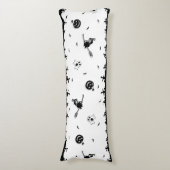 Halloween Spooky Black and White Seitenschläferkissen (Vorderseite Vertikal)