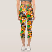 Halloween Spooky Candies Party Capri Leggings (Rückseite)