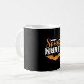 Halloween Spooky Nurse Birthday Kaffeetasse (Vorderseite Links)