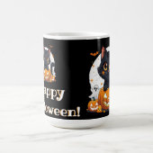 Halloween spooky spirit with adorable black cat kaffeetasse (Mittel)
