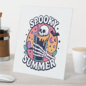 Halloween Spooky Summer Skeleton Drink Sockelschild (In Situ)