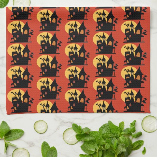 Halloween Spuk House Geschirrtuch (Gefaltet)