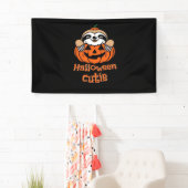 Halloween Süsse Sloth Essential T - Shirt Banner (Insitu)