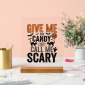 Halloween-Süßigkeiten oder nenne mich gruselig Vin Acrylschild (Hochzeit)