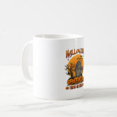 Halloween-Süßigkeiten oder Saures Grabstein Zombie Kaffeetasse (Vorderseite Links)