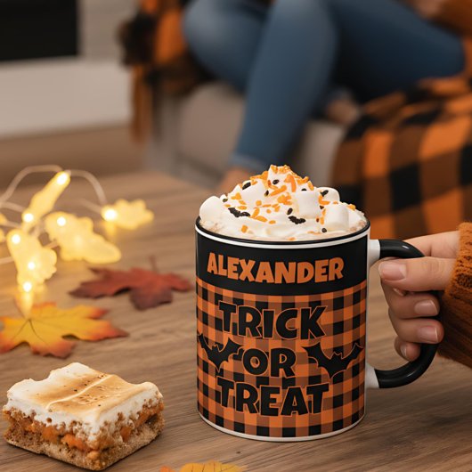 Halloween-Süßigkeiten oder Saures Orange & Schwarz Tasse