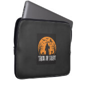 Halloween-Süßigkeiten oder Saures Sensenmann-Desig Laptopschutzhülle (Vorne Rechts)