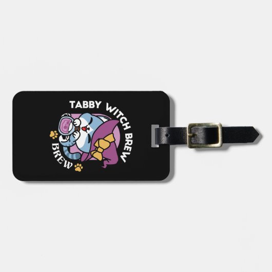 Halloween Tabby Cat – Witch Hat & Potion Art Gepäckanhänger (Vorderseite horizontal)