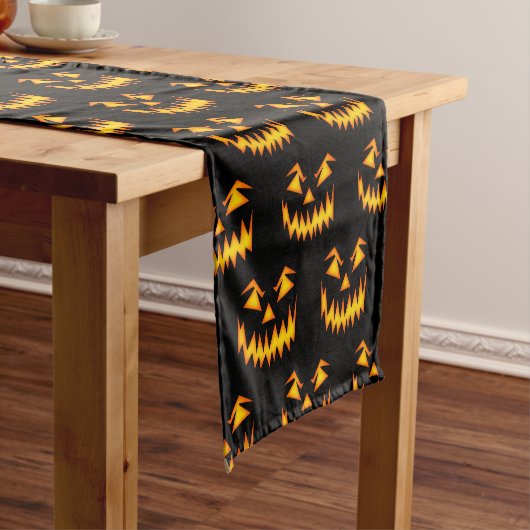 Halloween Table Runner Kurzer Tischläufer (Beispiel)