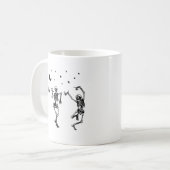 Halloween tanzende Skelette Tasse (Vorderseite Links)