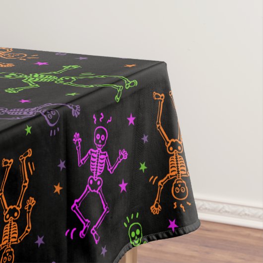 Halloween-Tanzskelette Tischdecke (Beispiel)