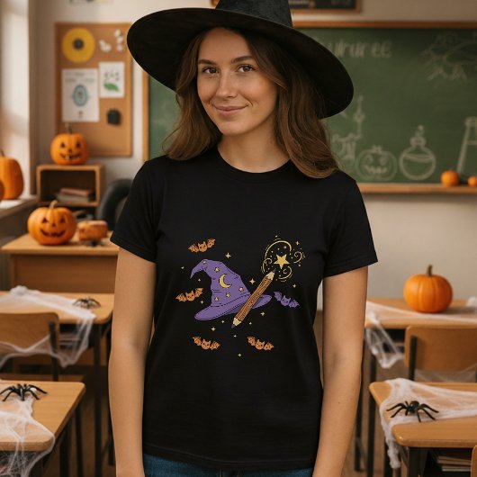 Halloween-Teacher-Assistent, Hut & Wand T-Shirt