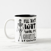 Halloween Teacher Fall Lehrer Zweifarbige Tasse (Links)