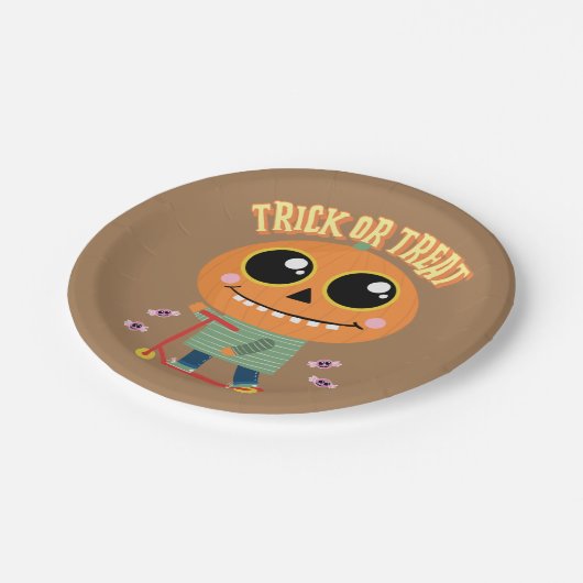 Halloween-Teller-Roller auf Kürbis Pappteller (Schrägansicht)